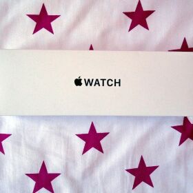 Apple Watch SE2 v3 okosóra ezüst-kék,új